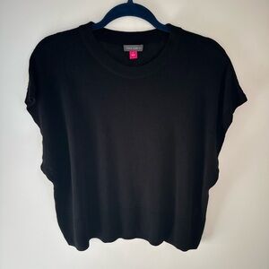 NWOT Vince Camuto sweater. Black short cap sleeve, boxy design. Great staple! L